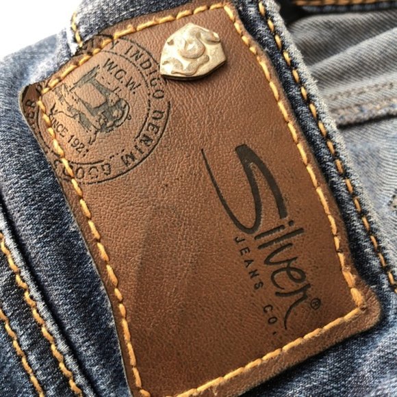 VINTAGE SILVER NOVEMBER JEGGING 25x30 CRYSTAL STUDS ๐ - Picture 4 of 14